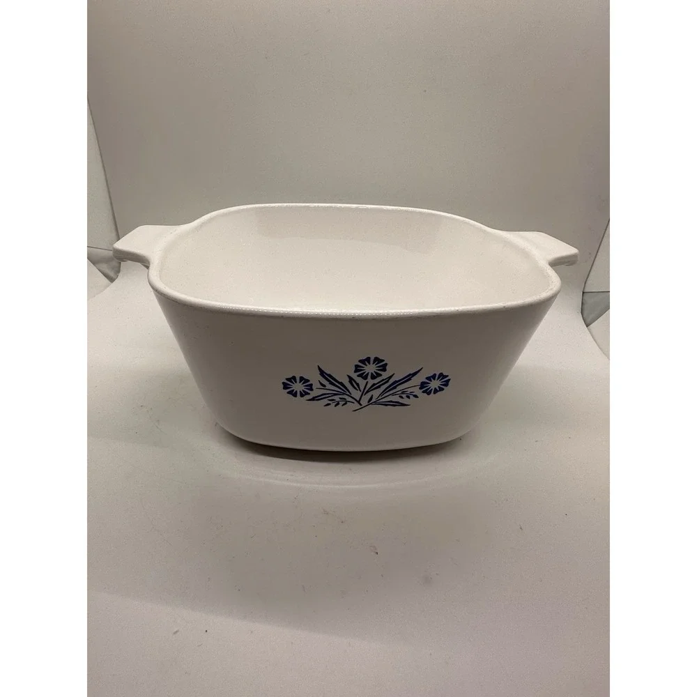 Corning Ware Blue Cornflower‎ 1¾ Qt Casserole Dish P-1¾-B Vintage USA